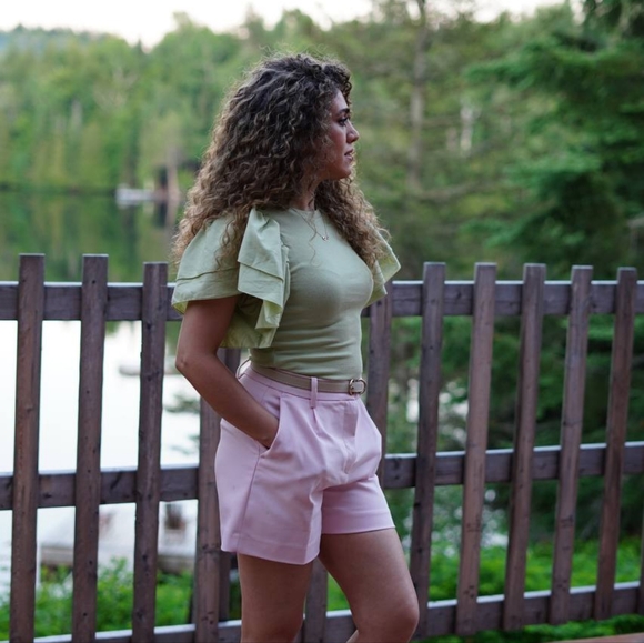 Meet your Posher, Shohreh - Picture 1 of 1